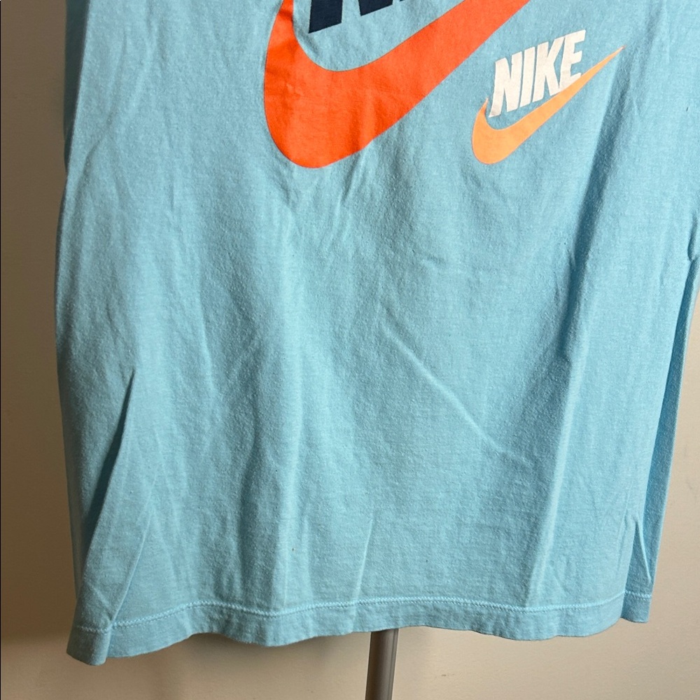 Nike Kids Aqua T-Shirt with Dual Orange and White Logos - Picture 5 of 6